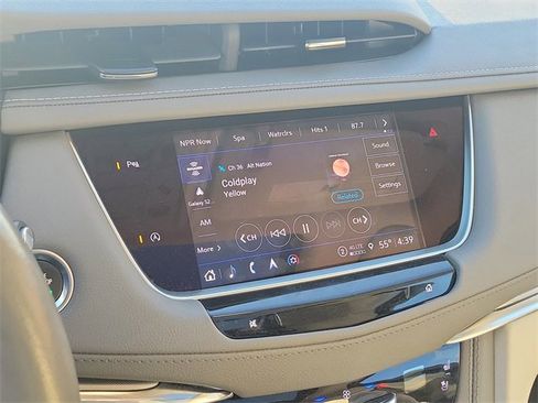 Used 2023 Cadillac XT5 Premium Luxury image 16