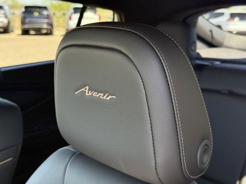 New 2026 Buick Envista Avenir image 19