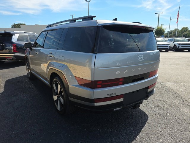 Certified 2024 Hyundai Santa Fe Limited FWD image 3