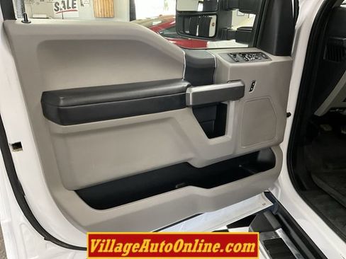 Used 2022 Ford F250 XLT w/ XLT Value Package AWD/4WD image 15