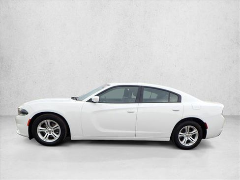 Used 2021 Dodge Charger SXT w/ Leather Interior Group image 2