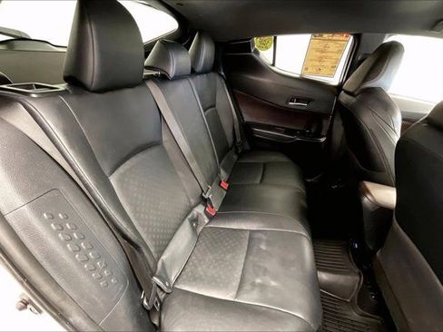 Used 2019 Toyota C-HR Limited image 19