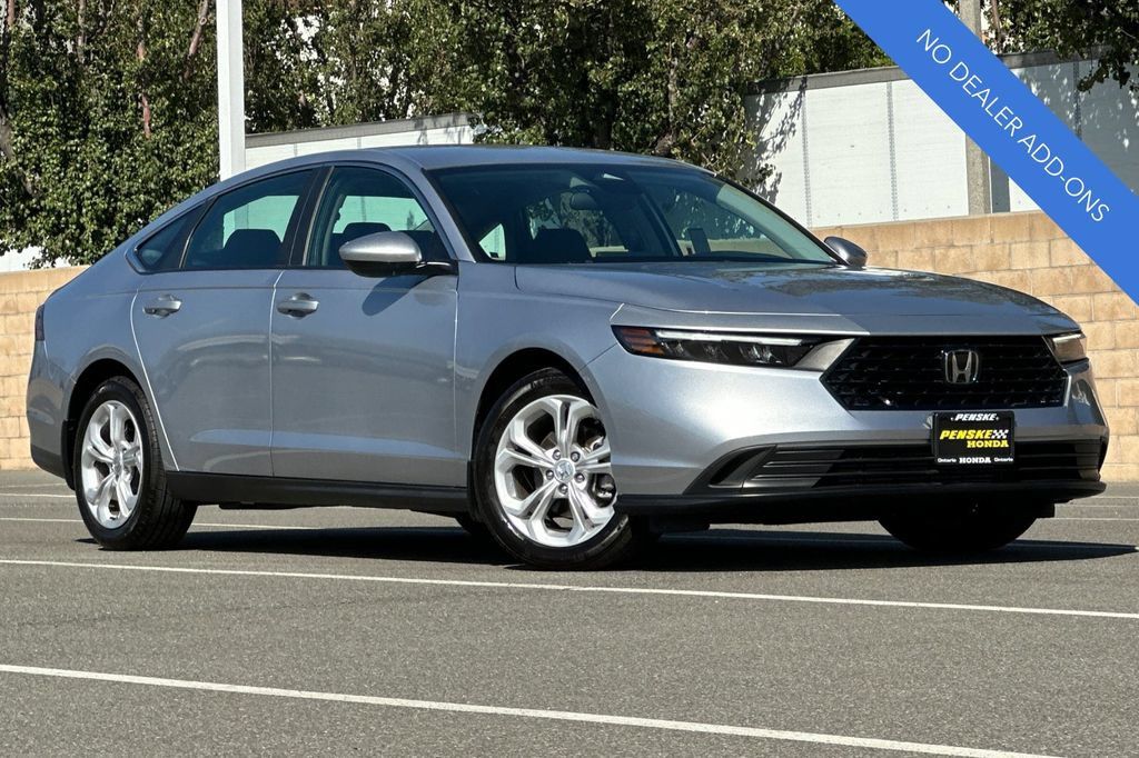 Certified 2025 Honda Accord LX image 2