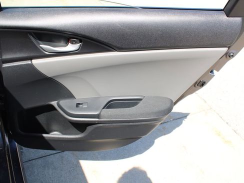 Used 2016 Honda Civic EX-T image 22