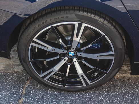 Used 2026 BMW 530i w/ M Sport Package RWD image 8