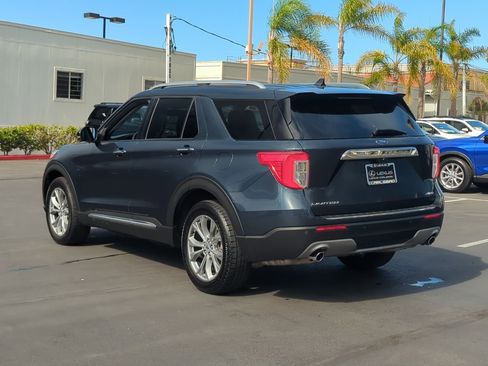 Used 2022 Ford Explorer Limited w/ Equipment Group 301A image 8