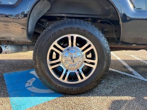 Used 2016 Ford F350 Platinum image 7