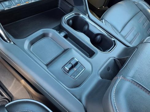 Used 2024 GMC Sierra 2500 AT4X w/ AT4X AEV Edition image 29