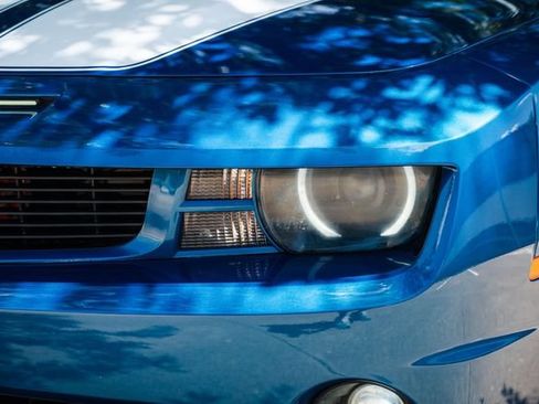 Used 2010 Chevrolet Camaro SS w/ RS Package RWD image 37