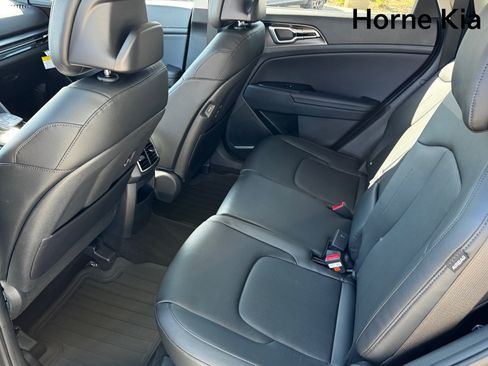 New 2026 Kia Sportage EX w/ EX Panorama Roof Package FWD image 11