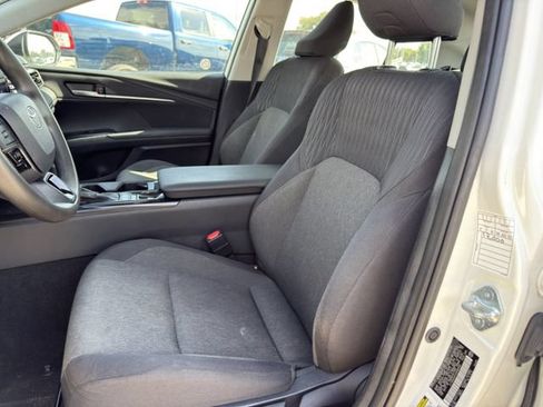 Used 2025 Toyota Camry LE FWD image 14