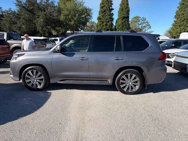 Used 2016 Lexus LX 570 4WD w/ Luxury Package image 8
