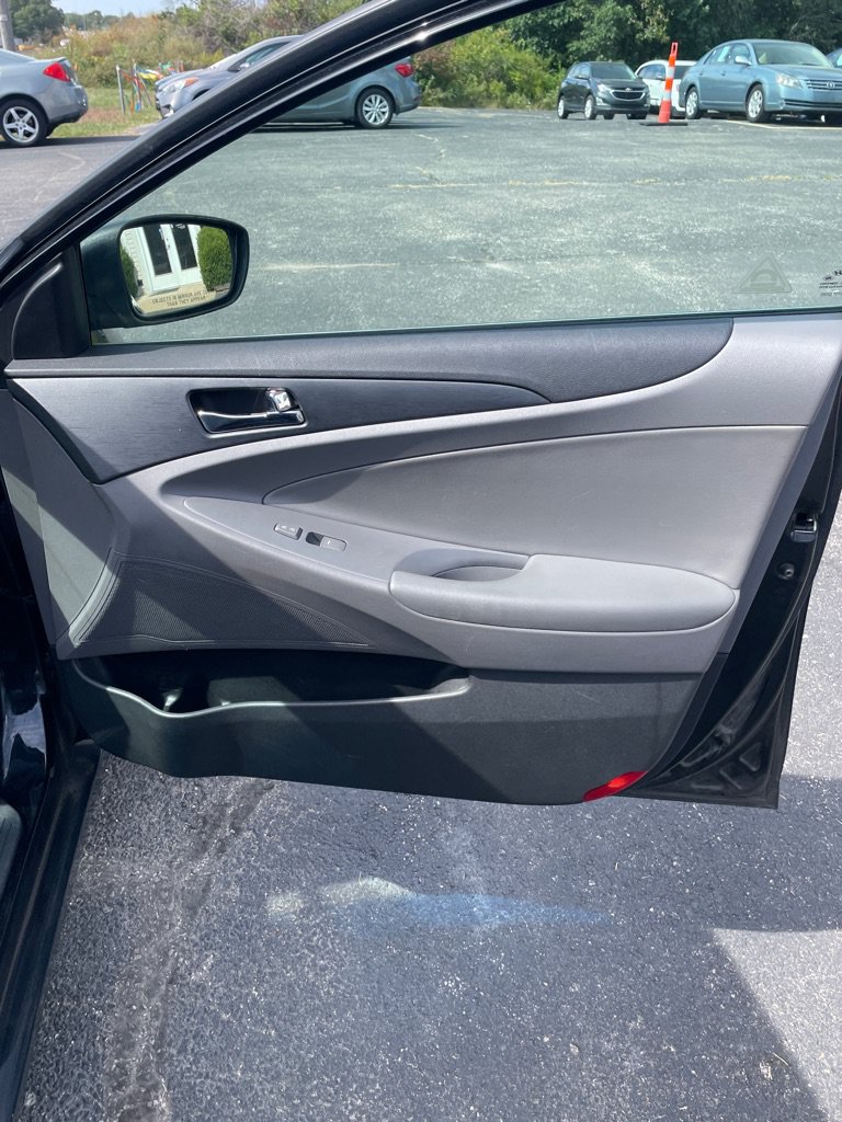 Used 2011 Hyundai Sonata GLS w/ Popular Equipment Pkg 2 FWD image 21