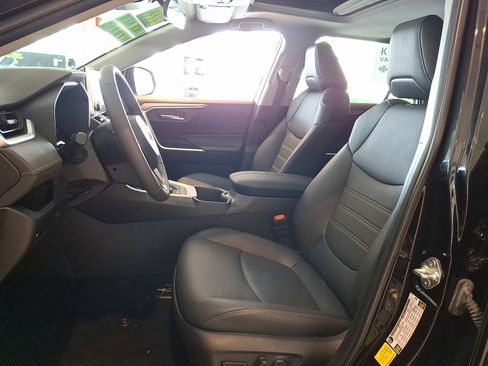 Certified 2023 Toyota RAV4 XLE Premium image 14