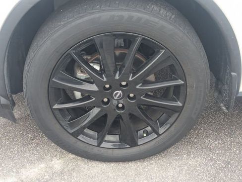 Used 2023 Nissan Murano SV w/ SV Midnight Edition Package image 10