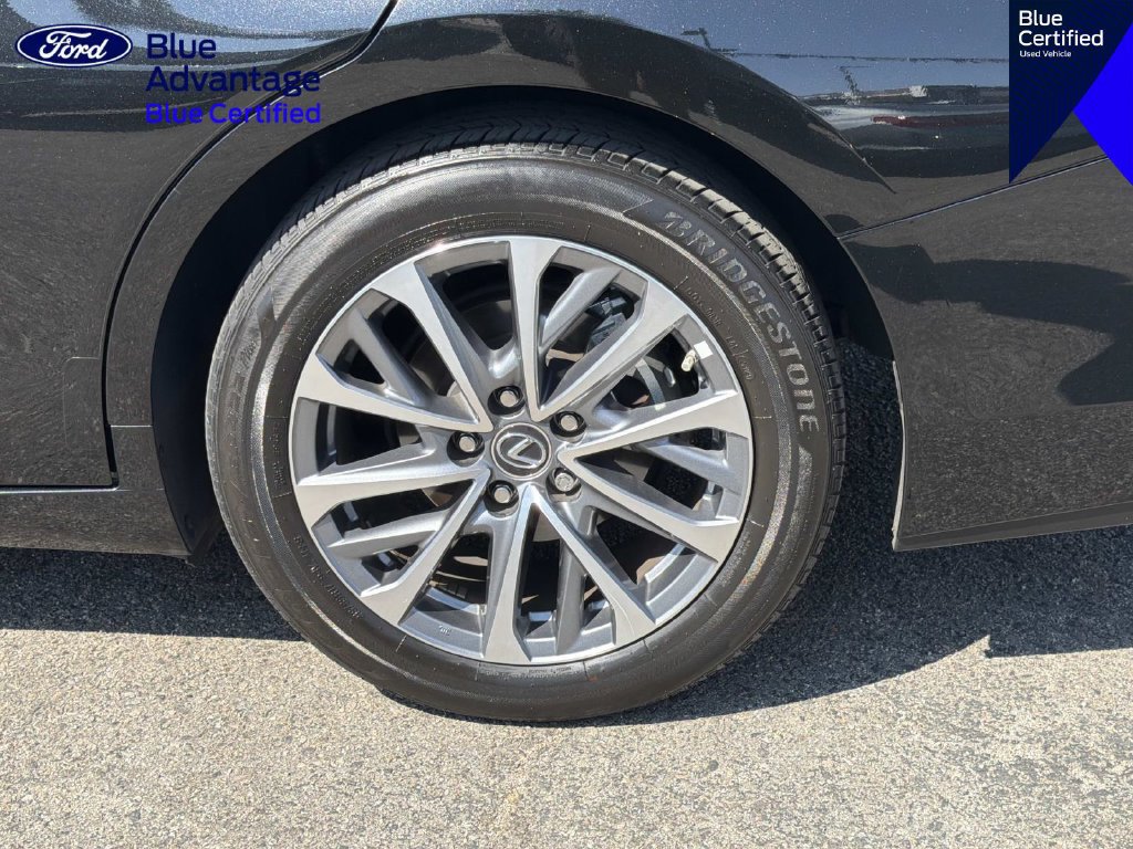 Used 2025 Lexus ES 350 w/ Accessory Package (Z1) FWD image 8