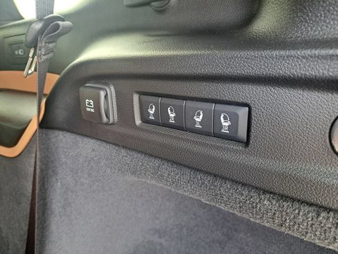 Certified 2025 Jeep Grand Cherokee L Summit AWD/4WD image 36