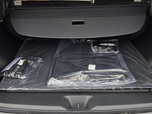 New 2026 Nissan Murano Platinum w/ Cargo Package AWD/4WD image 10
