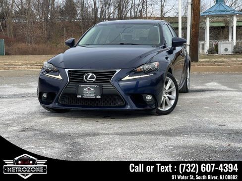Used 2015 Lexus IS 250 AWD image 1