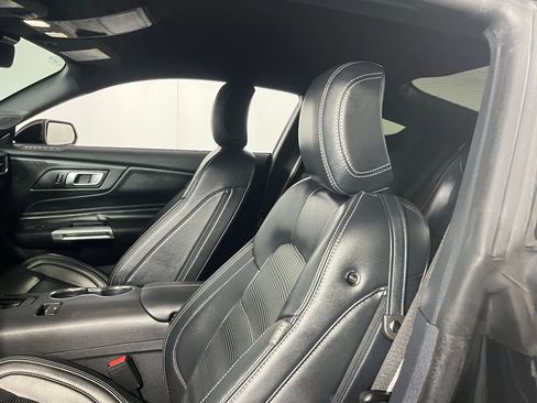 Used 2024 Ford Mustang GT Premium image 23