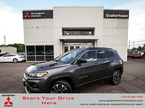 Used 2023 Jeep Compass Limited AWD/4WD image 1