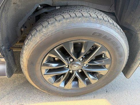 Used 2023 Lexus GX 460 Premium w/ Premium Package AWD/4WD image 6