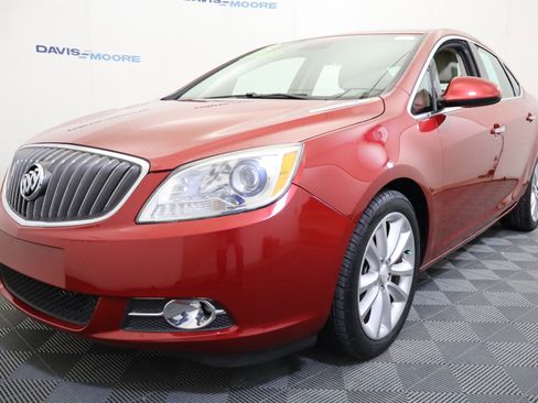 Used 2013 Buick Verano Base image 11