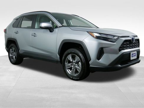 Used 2024 Toyota RAV4 XLE image 2