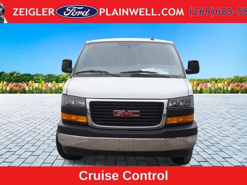 Used 2024 GMC Savana 2500 w/ Driver Convenience Package RWD image 8