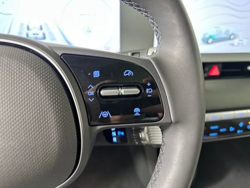 Used 2024 Hyundai Ioniq 5 Limited image 16