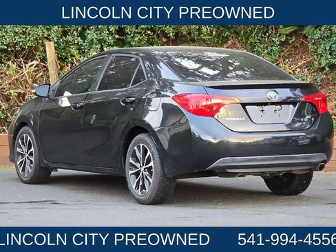 Used 2017 Toyota Corolla SE w/ Carpet Mat Package (TMS) image 5