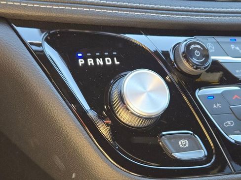 New 2026 Chrysler Pacifica Select image 25