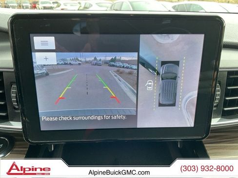 Used 2023 Ford Explorer Limited image 16