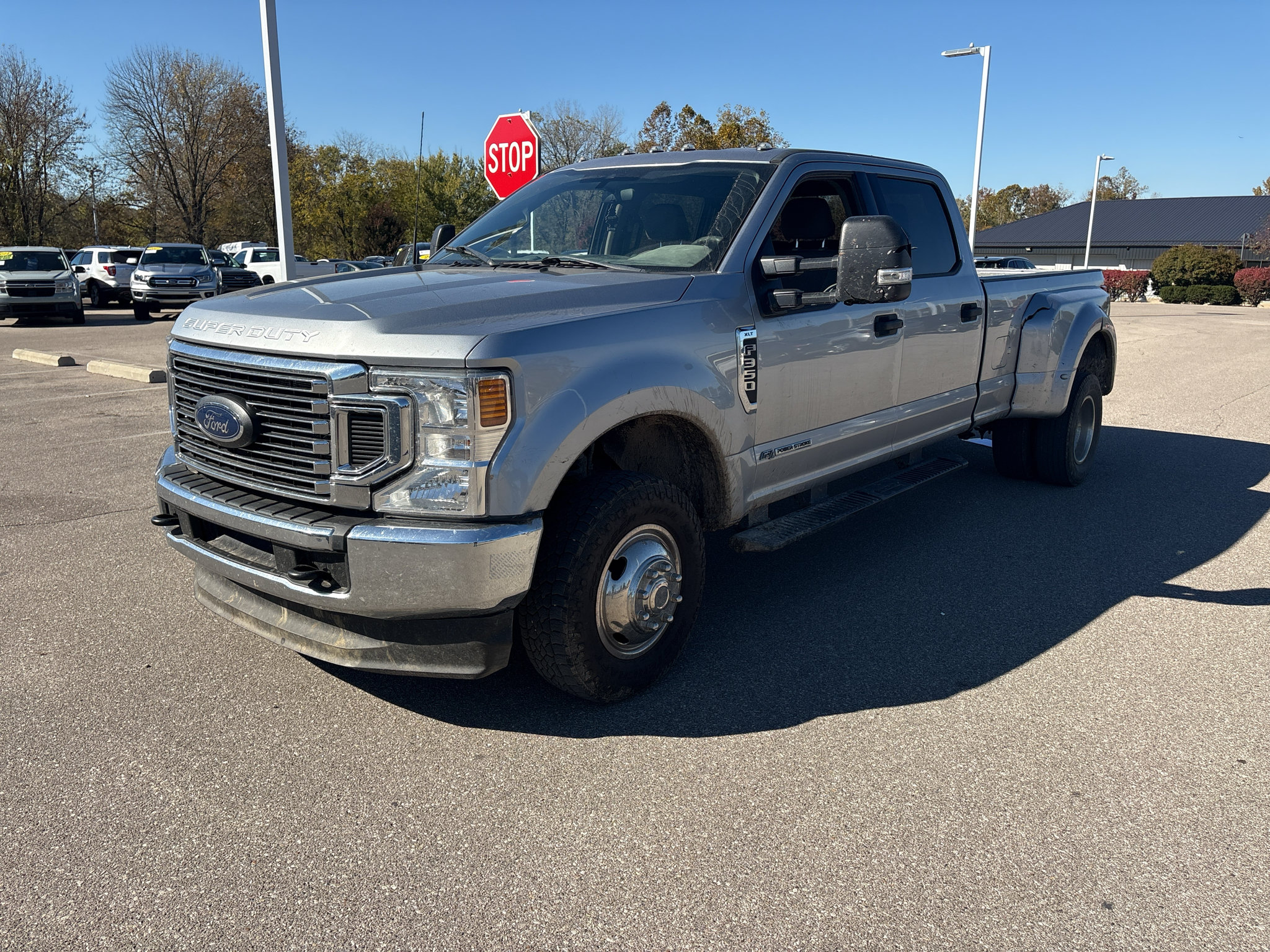 Used 2022 Ford F350 XLT AWD/4WD image 7
