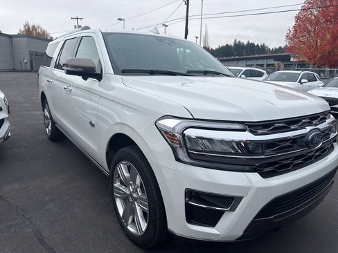 Used 2024 Ford Expedition Max King Ranch image 3