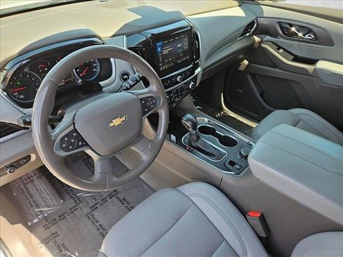 Used 2021 Chevrolet Traverse Premier AWD/4WD image 11