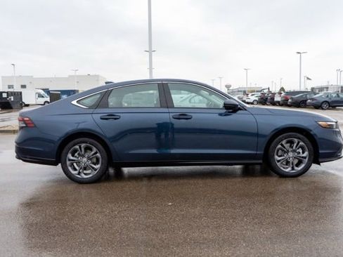 New 2026 Honda Accord EX-L image 9