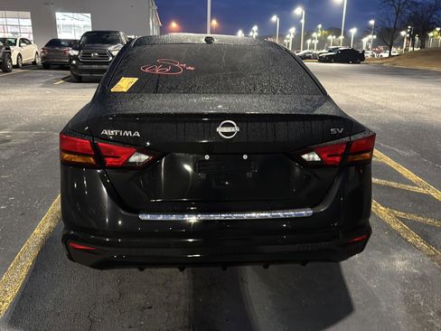 Used 2023 Nissan Altima 2.5 SV image 7