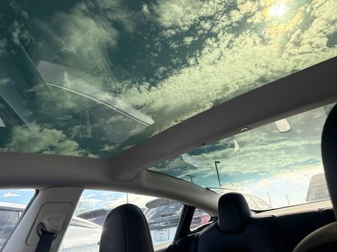 Used 2023 Tesla Model 3 Standard Range RWD image 12