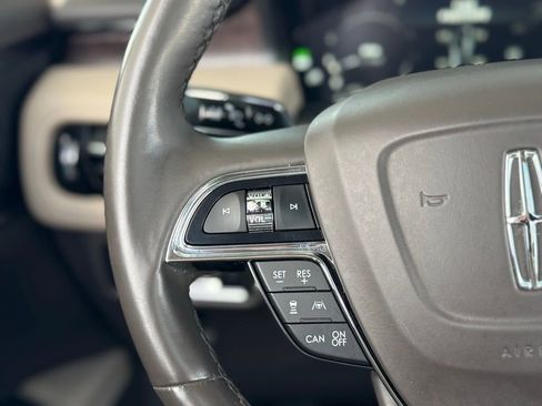 Used 2021 Lincoln Nautilus Reserve image 7