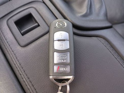 Used 2012 MAZDA MX-5 Miata Grand Touring w/ Premium Pkg RWD image 31