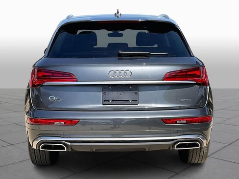 Used 2023 Audi Q5 2.0T Premium w/ Convenience Package image 5