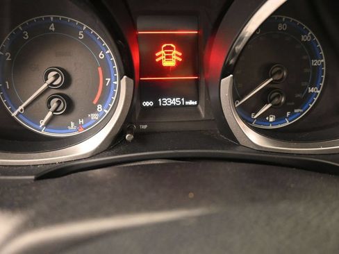 Used 2016 Toyota Corolla S FWD image 19