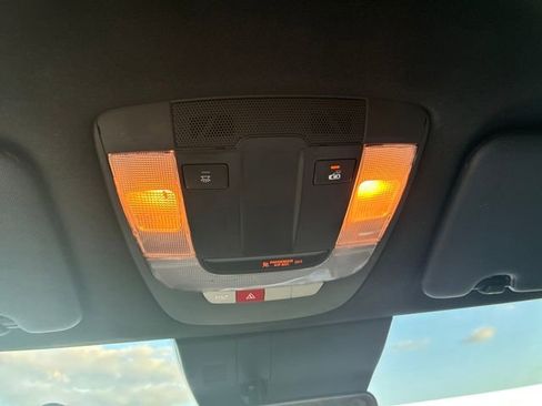 Used 2023 Kia Sportage EX image 39