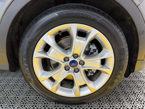 Used 2015 Ford Escape Titanium w/ Equipment Group 301A image 53