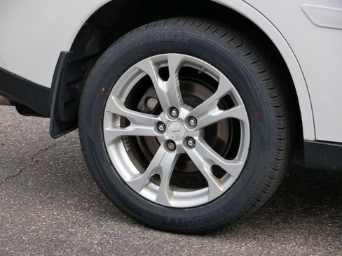 Used 2014 Mitsubishi Outlander SE AWD/4WD image 7