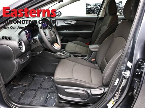 Used 2024 Kia Forte LXS FWD image 13