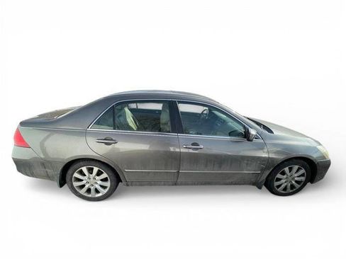 Used 2006 Honda Accord EX image 7