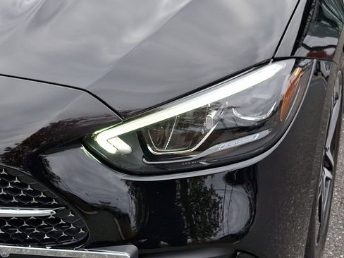 Used 2023 Mercedes-Benz C 300 4MATIC Sedan image 9