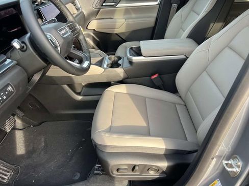 New 2026 GMC Terrain Elevation w/ Elevation Premium Package image 17